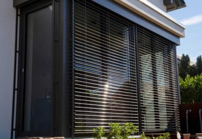 Outdoor Bistro Blinds Enhance Your Space with Style and Functionality
