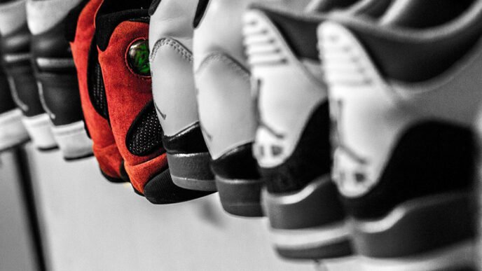 A Guide on How to Choose the Best Sneakers for Your Foot Type