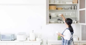 Effective-Tips-To-Make-Your-Kitchen-Look-Brighter-And-More-Open