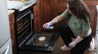 Step-by-Step Guide to Deep Cleaning Your Oven